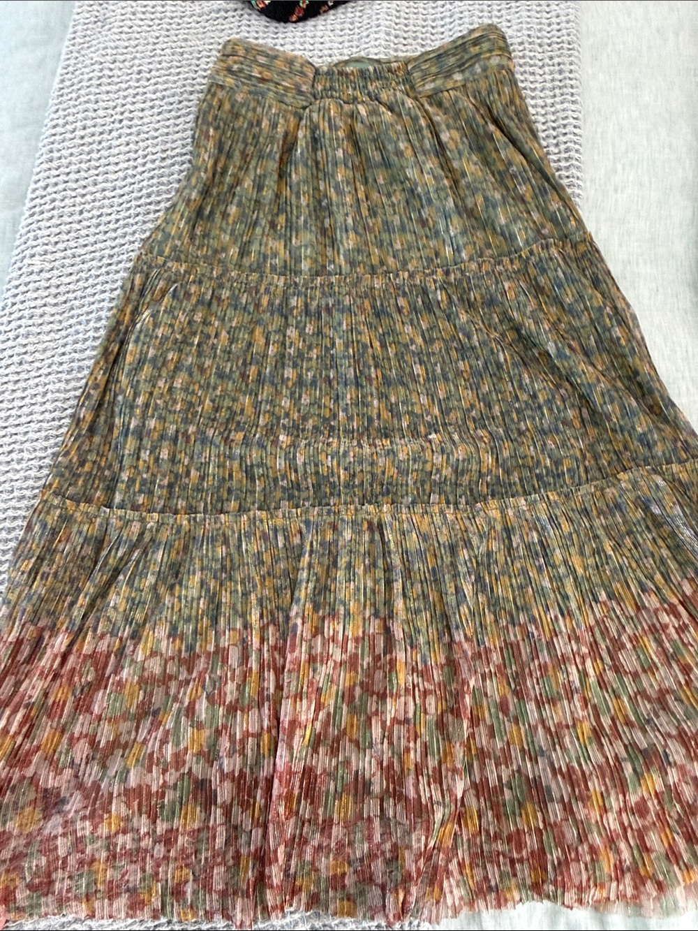 ba&sh Sage Green Lined Skirt with Multicolor Waistband - Picture 4 of 6